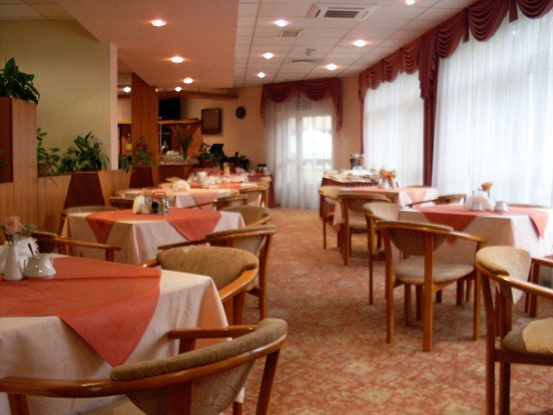 Hotel Justyna Krakow Exterior photo